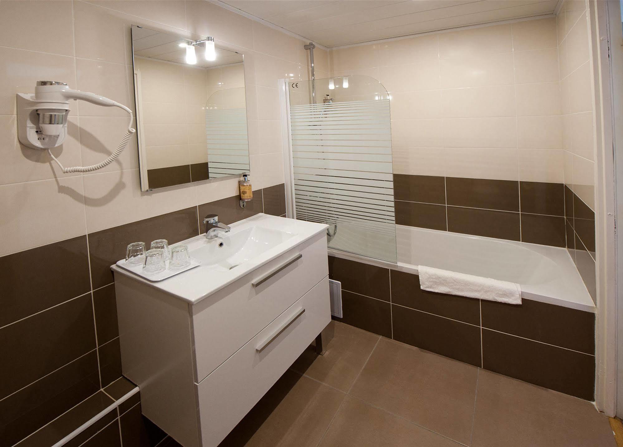 Milton Hotel Neuilly-Plaisance Exterior foto